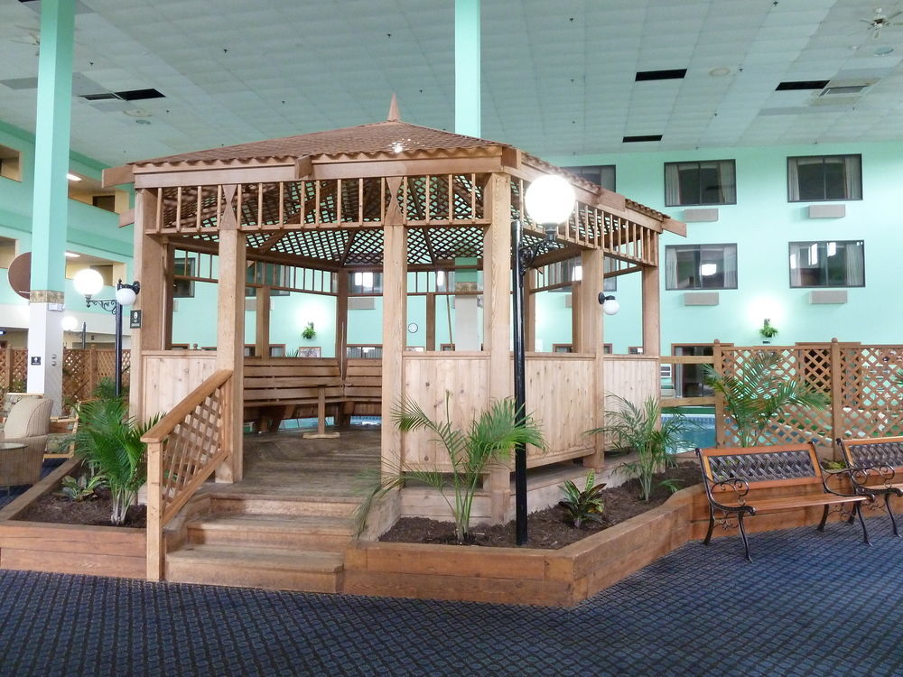 Katahdin Inn & Suites Millinocket ภายนอก รูปภาพ